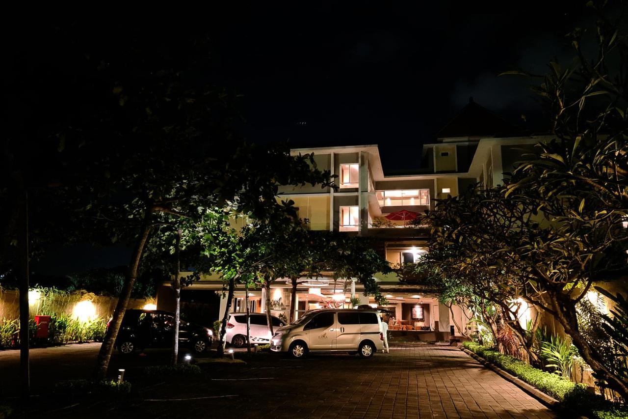 The Kana Kuta Hotel Exterior photo